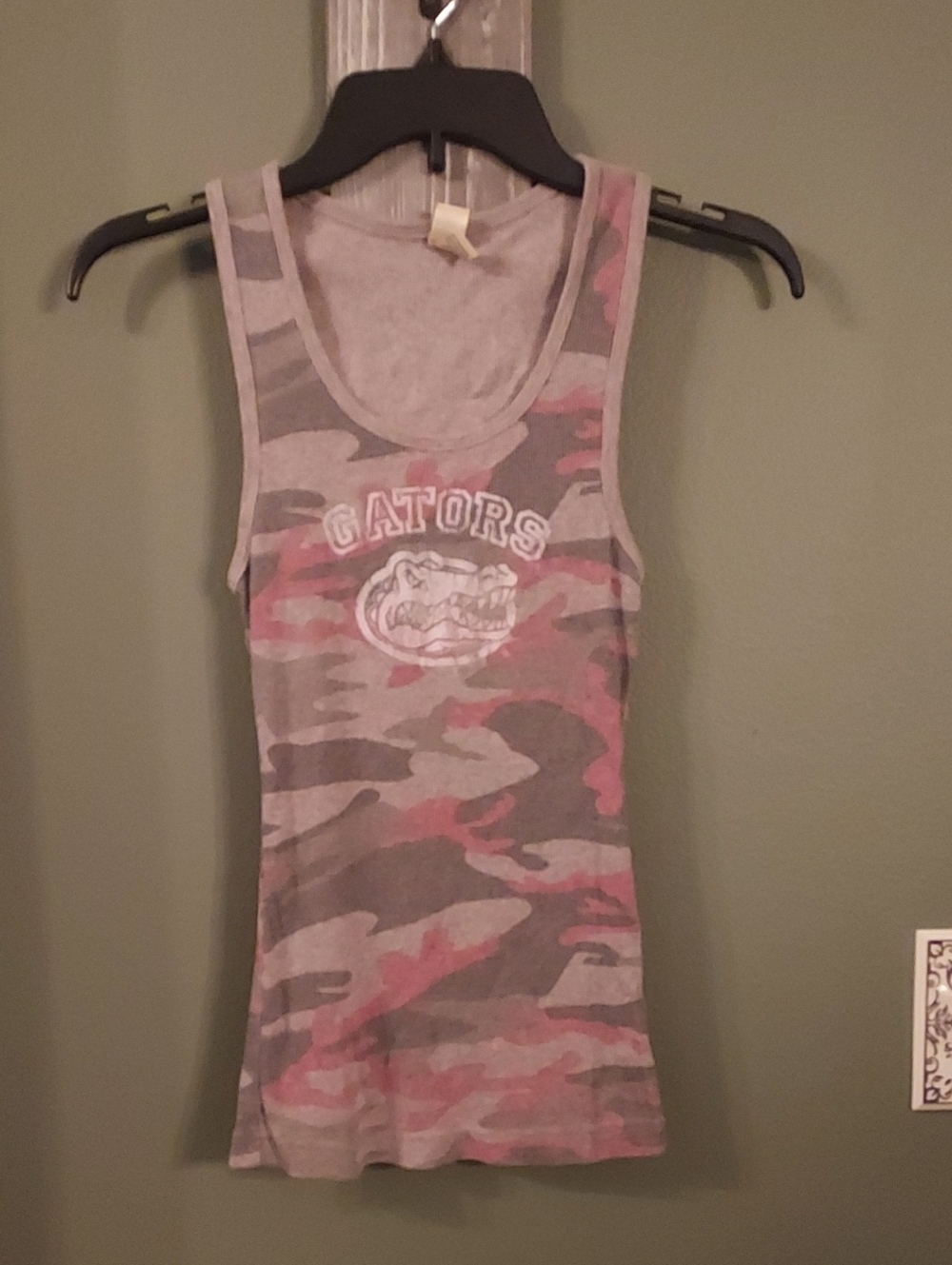 Vintage Gators Camo Ribbed Tank Top - Pink & Gray Excellent Condition From 2006!